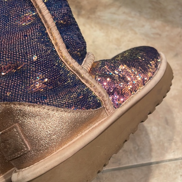 Ugg’s - Picture 4 of 4